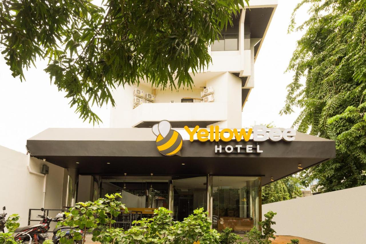 Yellow Bee Tanah Abang Hotell Jakarta Eksteriør bilde